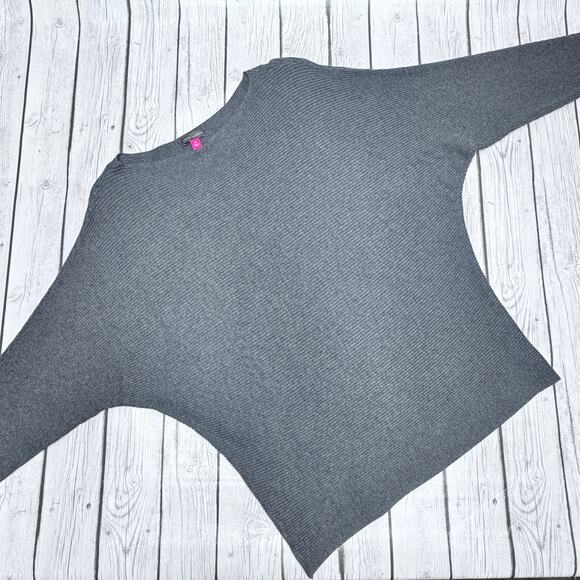 Vince Camuto Boat Neck Dolman Sleeve Grey Sweater Size Medium - Picture 1 of 3